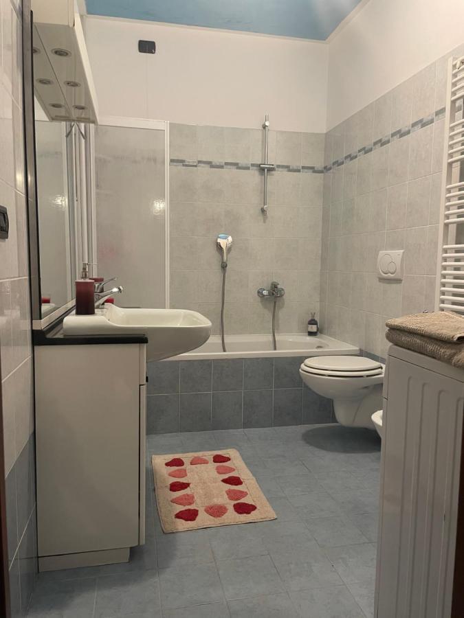 Un'Oasi Di Pace Apartment Agrate Brianza Bagian luar foto
