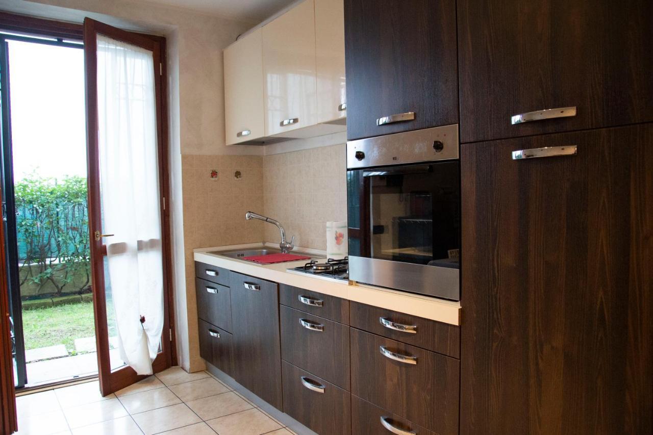 Un'Oasi Di Pace Apartment Agrate Brianza Bagian luar foto