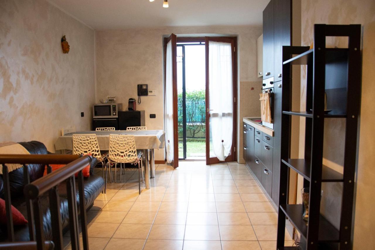 Un'Oasi Di Pace Apartment Agrate Brianza Bagian luar foto